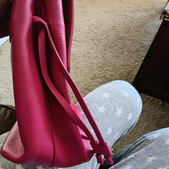 Louis Vuitton Raspberry Lockme Leather Shoulder Bag W/COA - Picture 14 of 15